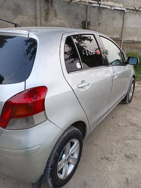 Toyota Vitz 2008 4