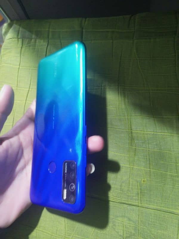 Tecno spark 5 pro 5