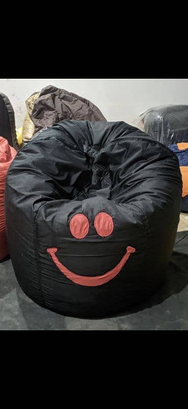 Smiley bean bag sofas / Sofa cum bed bean bag 1