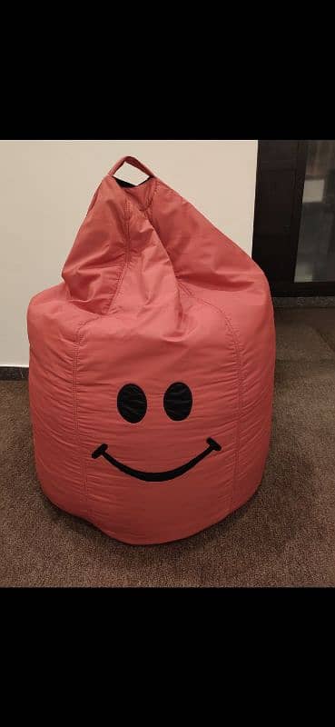 Smiley bean bag sofas / Sofa cum bed bean bag 6