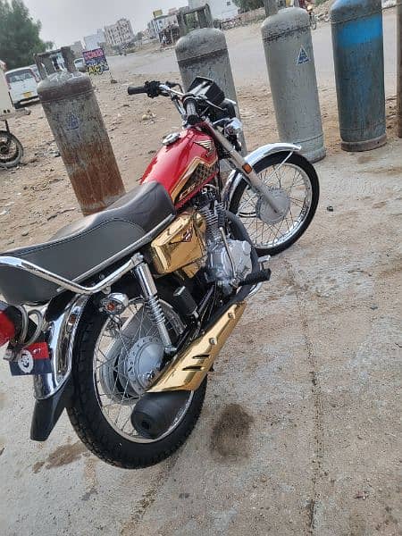 cg 125 gold edition 2024 k 4th month ki bike h 1st owner 9