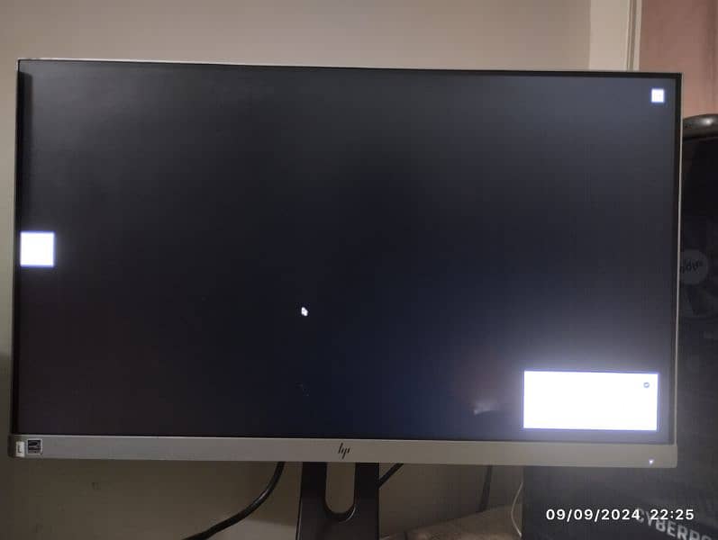 HP 24" Bezel less LCD IPS Panel 2