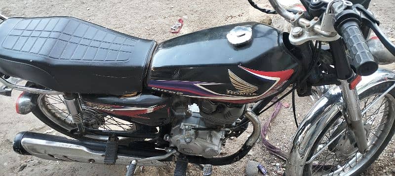 Honda CG125 2017 Nut to Nut geniun 2