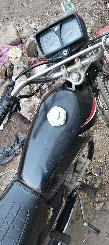 Honda CG125 2017 Nut to Nut geniun 3