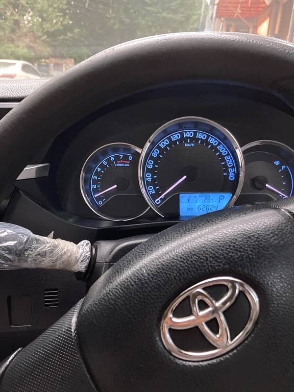 Toyota Corolla Altis Automatic 2017 13