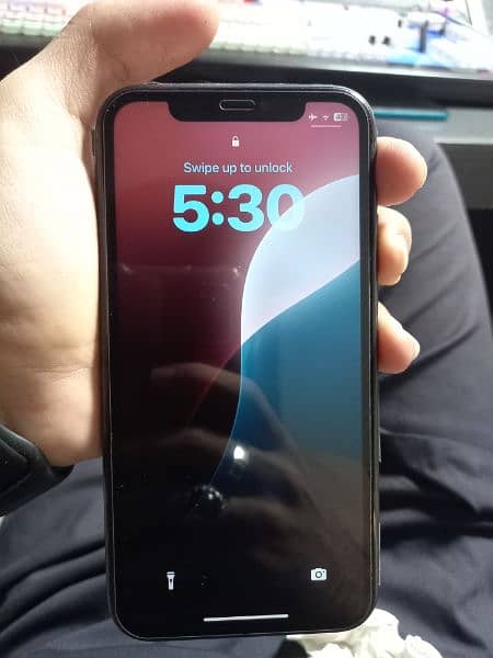 Iphone 11 Black Colour Urgent Sale 3