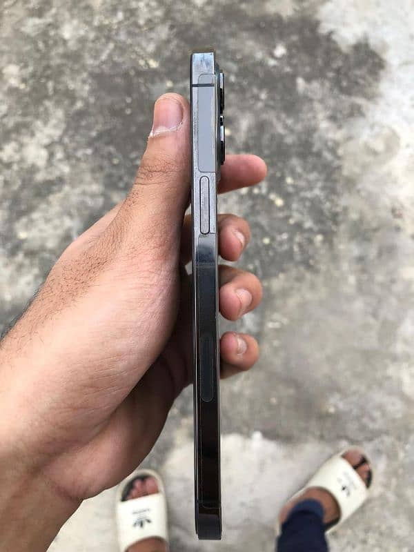 Iphone 12 pro max 128gb 10/10 condition 5