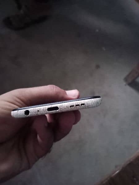 OPPO Reno 6 Condition 9/10 3