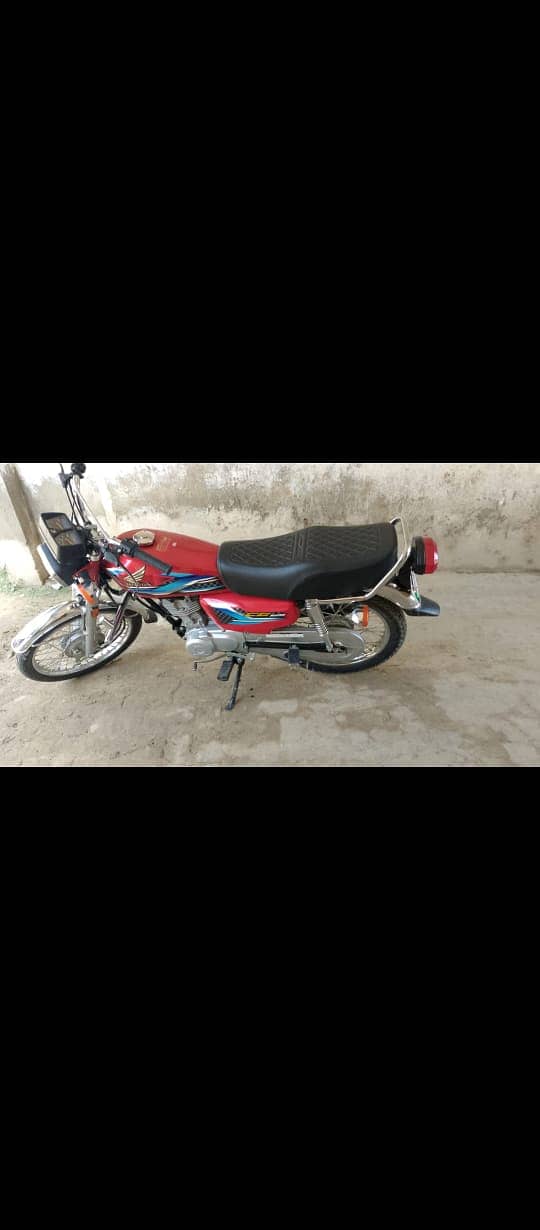 Honda CG 125 2024 3