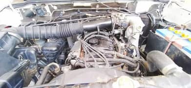 Mitsubishi Pajero 2.4 petrol engine with auto gear