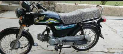 Jinan bike h 2005model one cundtuon ha saf gari h .