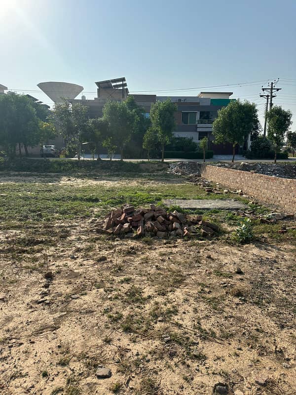 10 Marla Plot for Sale in Block N2, Izmir Town, Main Canal Road, Lahore 4