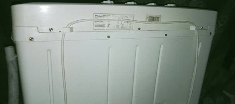 dawlance washing machine neat n clean condition buhat dw 6500 17