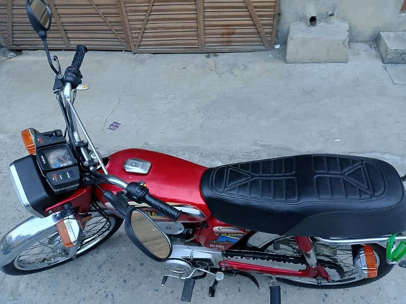 Yamaha YB 100 For Sale 4