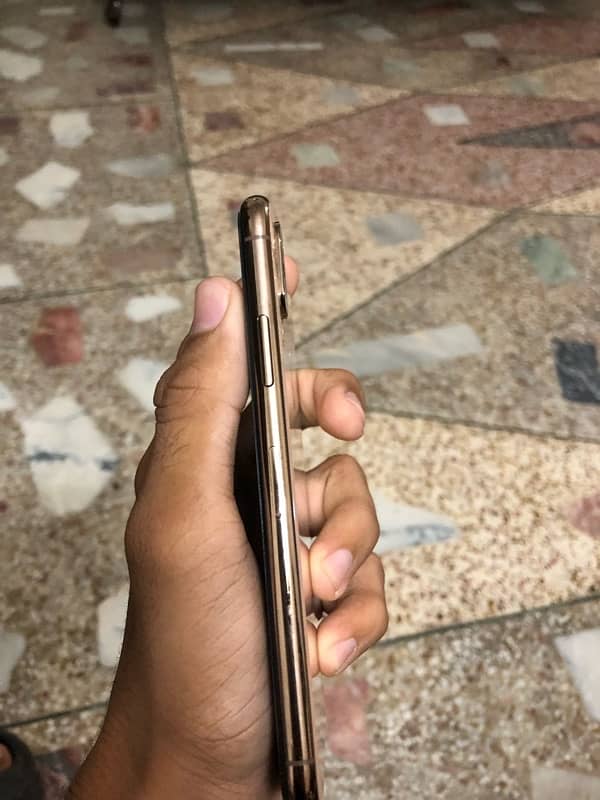 Apple iphone xs 64gb non pta never opened 4