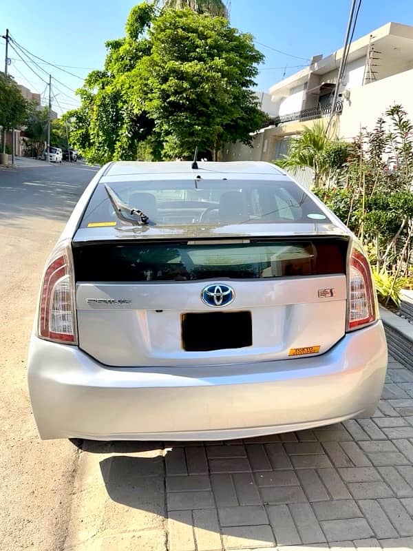 Toyota Prius 2012 G leather 5