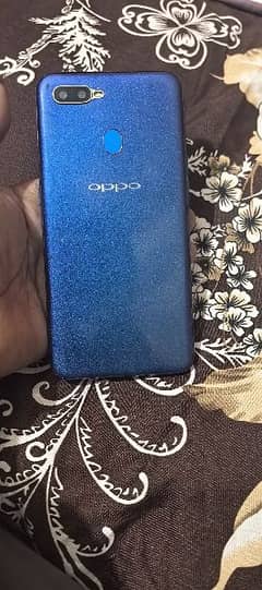 oppo a5s 3/32 all original urgent sale 0