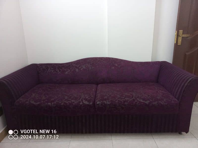 8 seater sofa set normal condition 1