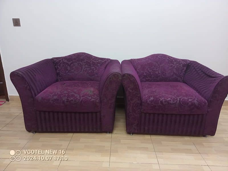 8 seater sofa set normal condition 4