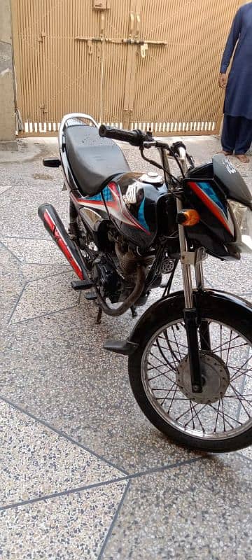 HONDA CG125 DREAM 4