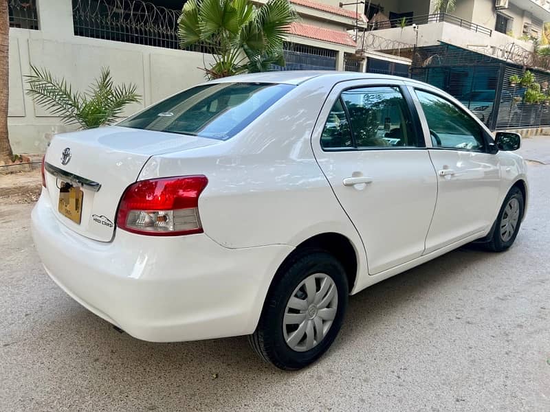 Toyota Belta 2007/2012 White color  1000cc automatic original body 5