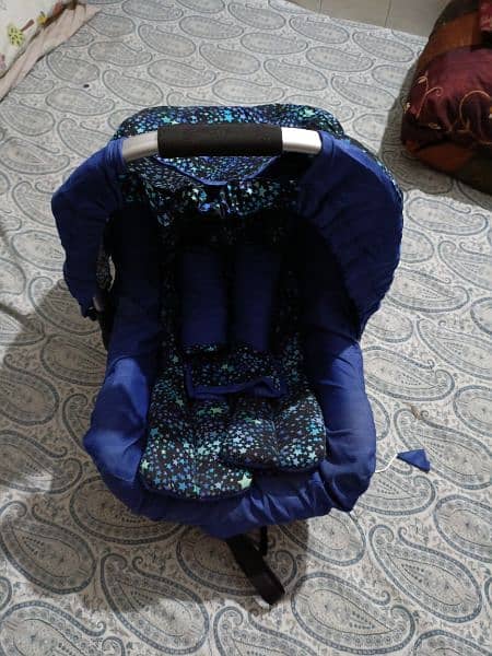 Baby coat,Carring coat, baby Perm in very good condition like new. 13