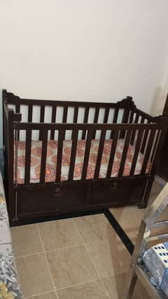 wood baby cot 0