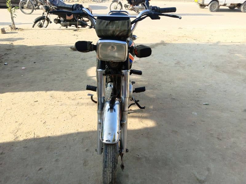 HONDA CG 125 (Demand  115000) 2