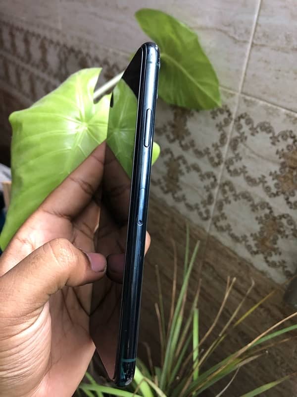 IPhone 11 Pro Max non 256gb 4