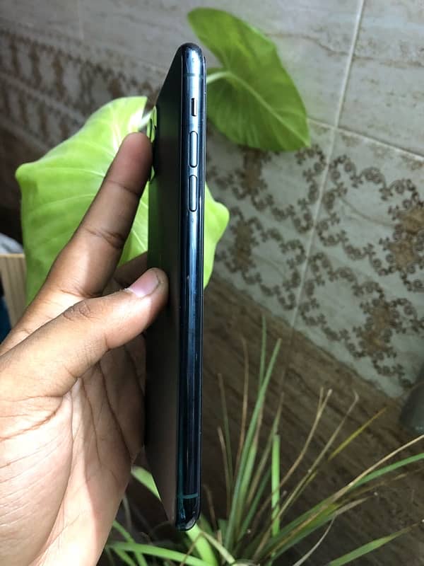 IPhone 11 Pro Max non 256gb 5