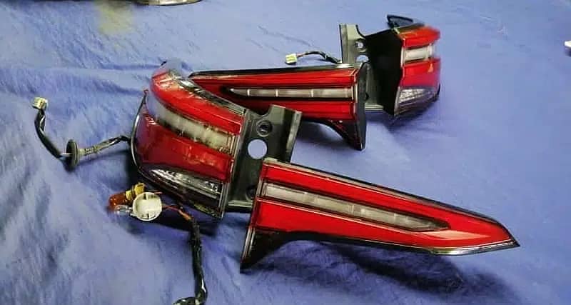 KIA sorrento kia grand carnival head lights rear lights fender bonnet 4