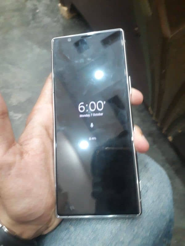 Sony Xperia 5 mark 1 6