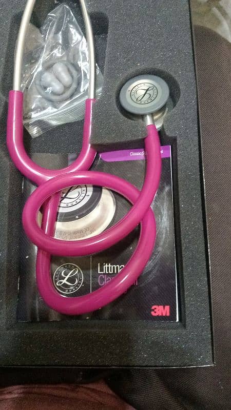 3M LITTMANN STETHOSCOPE (ORIGINAL) 1