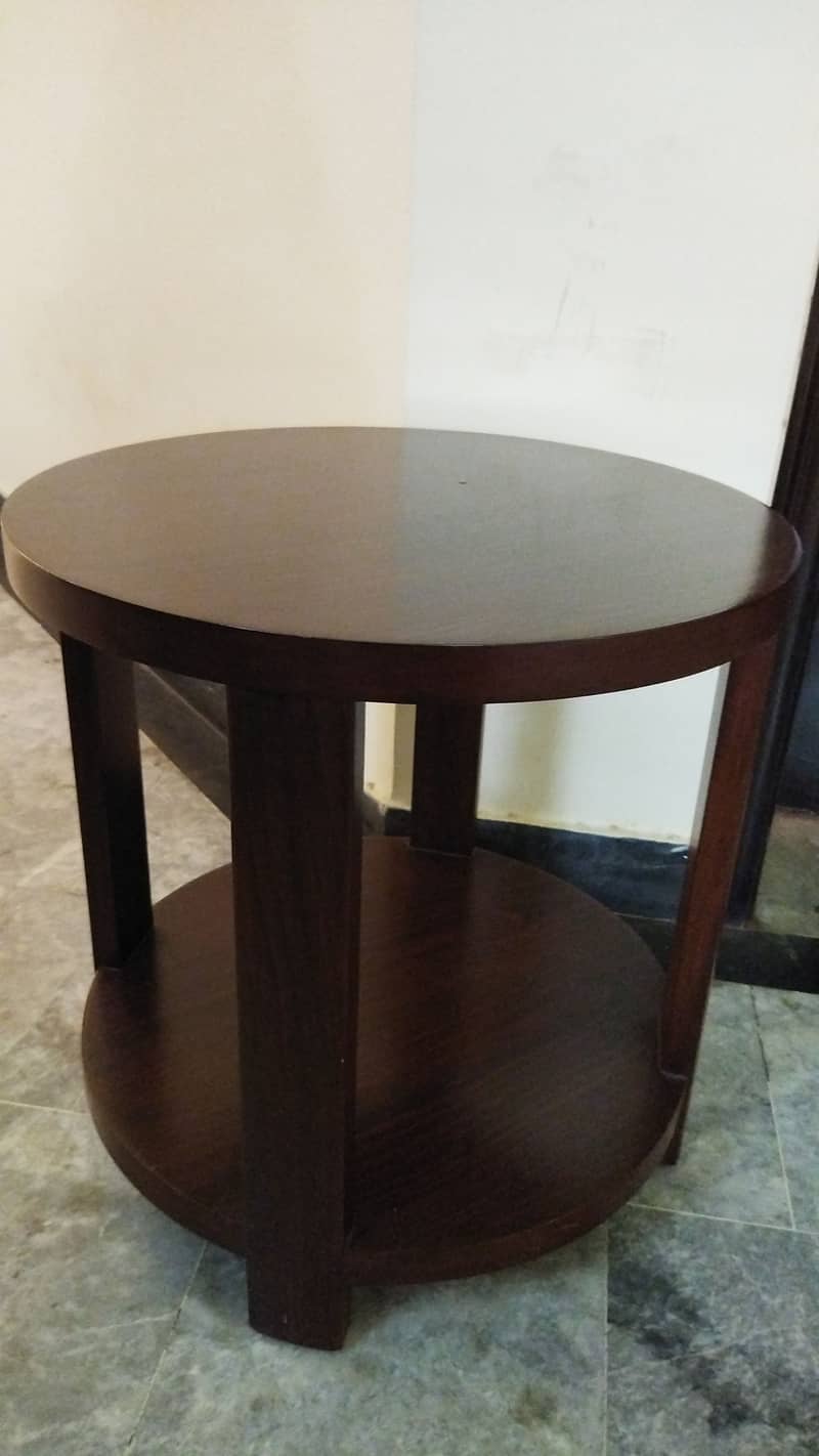 tables / nesting tables / glass top nesting table / coffee table 6