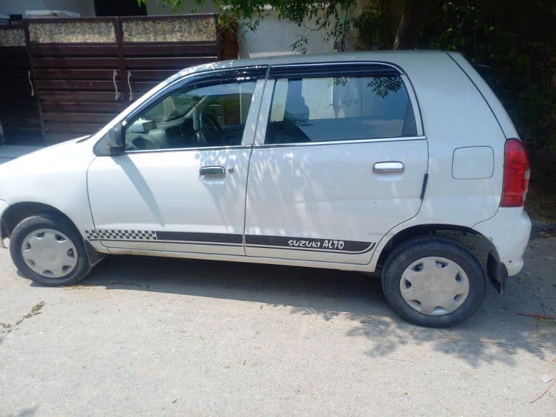 Suzuki Alto 2011 4