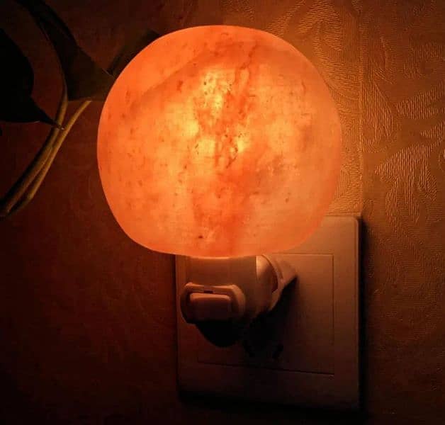 Salt Lamp 1