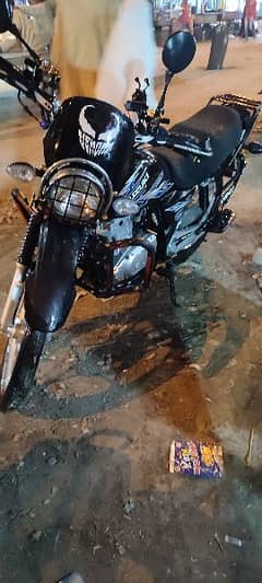 Suzuki gs150 just by and drive 500000. . . negotiable hojaegi