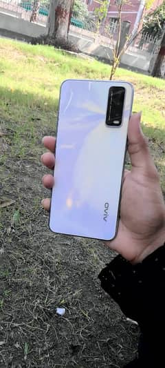 Vivo y20 for sale 4/64 ma ha only sale no exchng need money