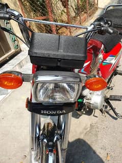 honda 125 model purchase dec 2022 model 2023 with golden number