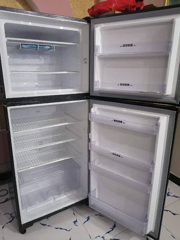 Dawlance Refrigerator for Sale 2