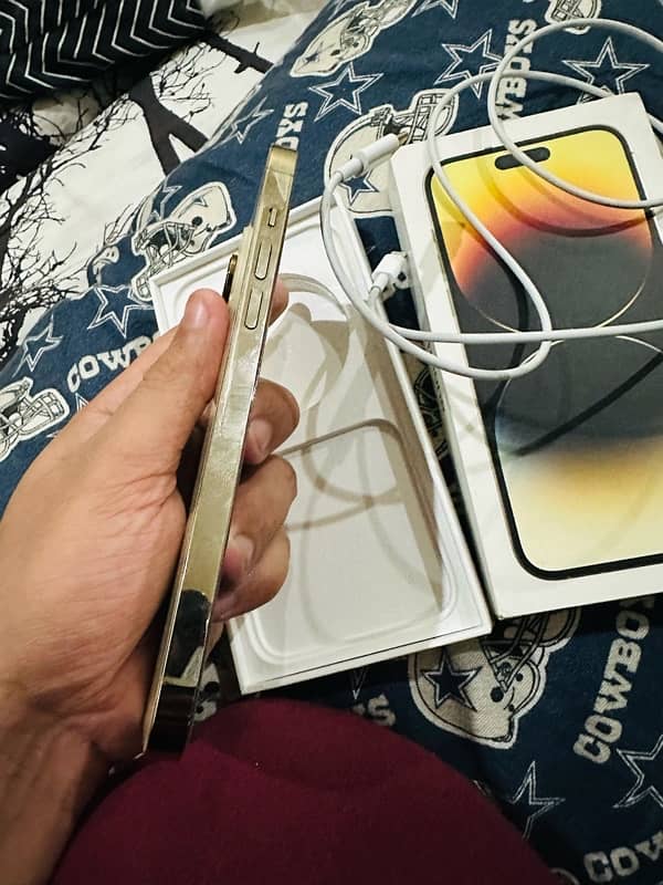 iphone 14 pro max jv 128gb with box and original cable 7