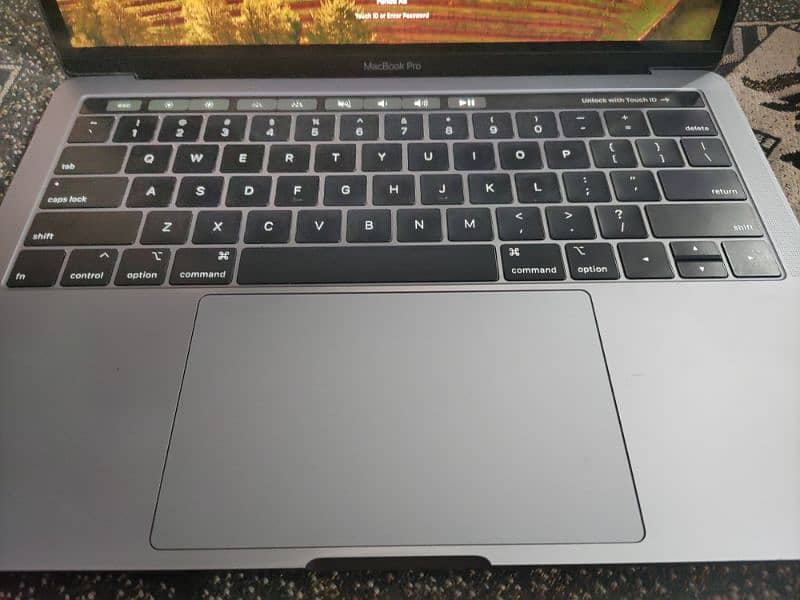 Macbook pro 2019 1