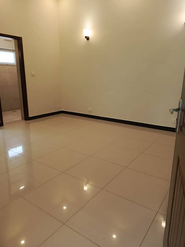 Beautiful Upper Portion Available For Rent Demand 2 Lak 1