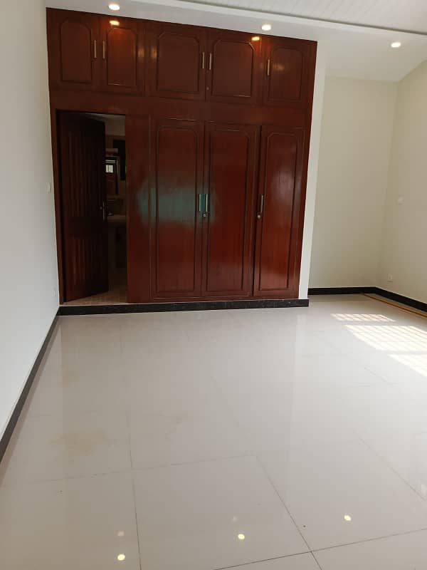 Beautiful Upper Portion Available For Rent Demand 2 Lak 7