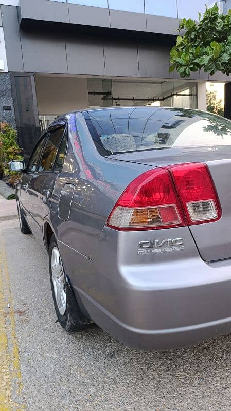 Honda Civic EXi 2005 13