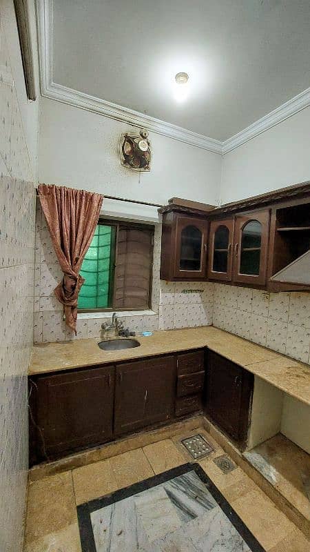 House for rent ground portion (گیس کے ساتھ) 2