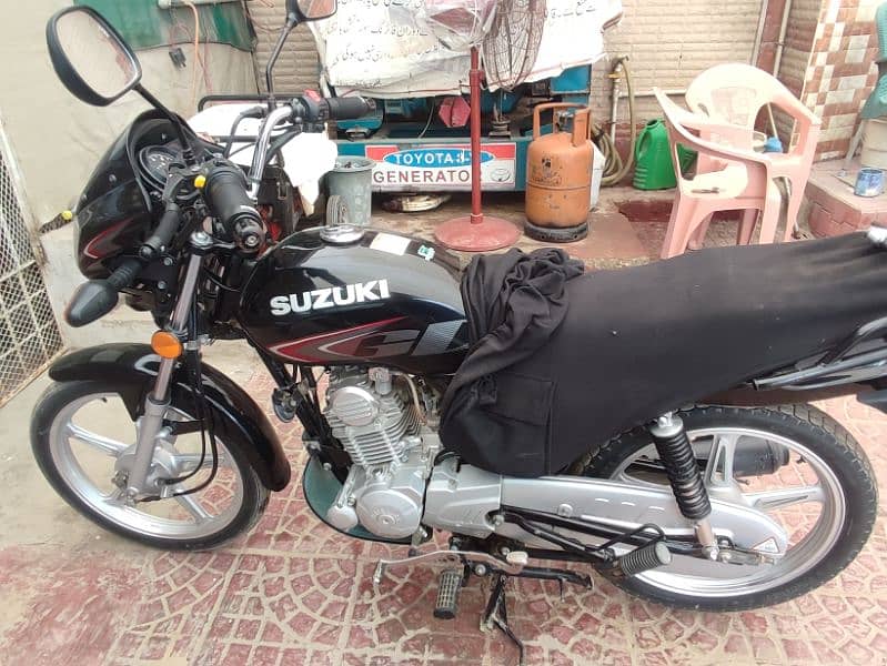 Suzuki GD110s 11