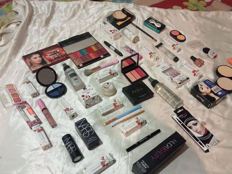 branded makeup offer 0