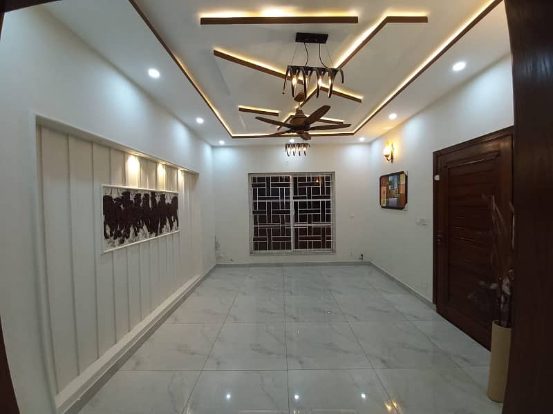 10 Marla New House for Rent In Phase 4 1