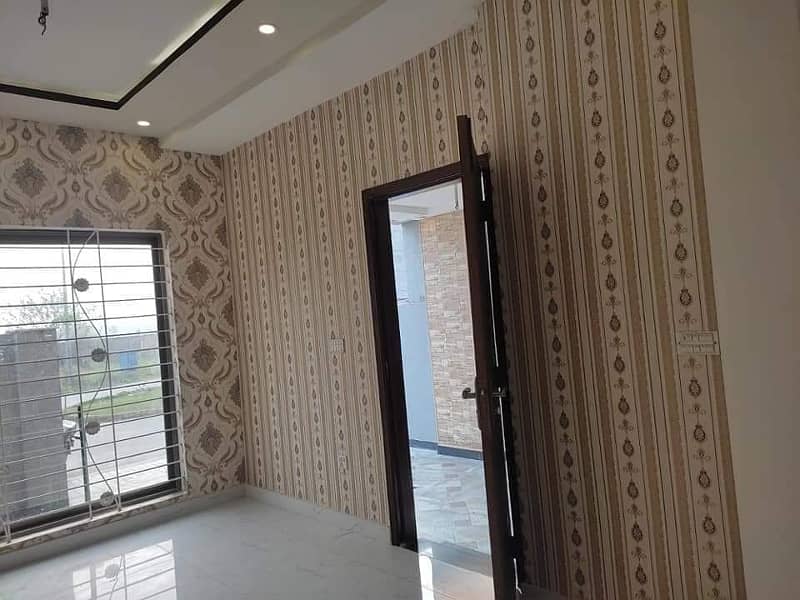 10 Marla House For Rent In Bahria Town Lahore 21